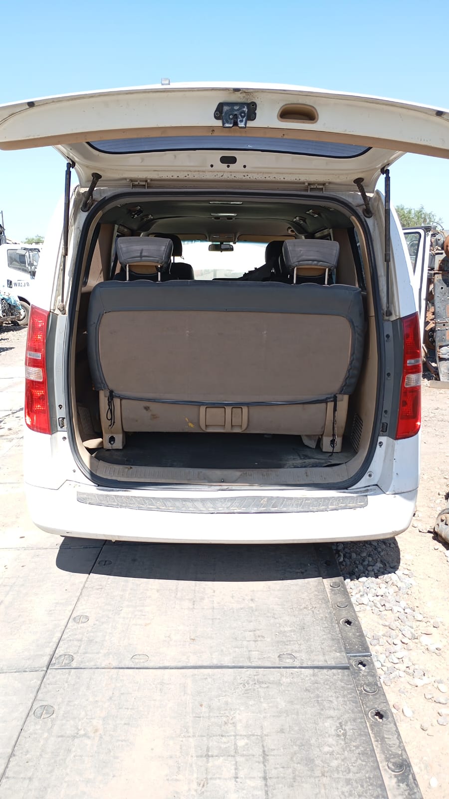  Hyundai NEW H1 GLS CRDI 2012    EN DESARME